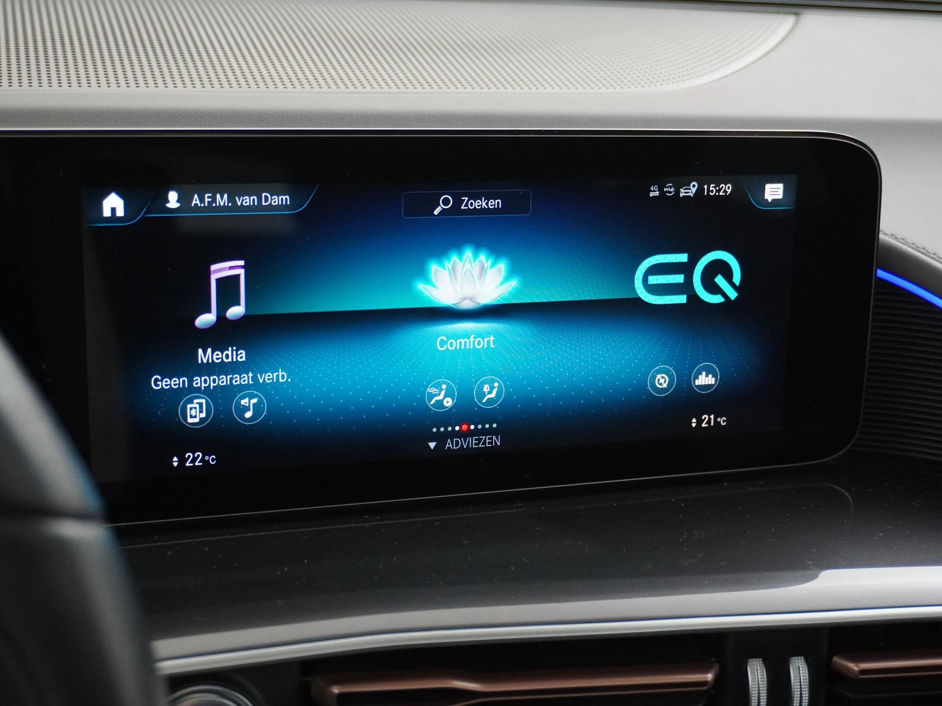 Hoofdafbeelding Mercedes-Benz EQC