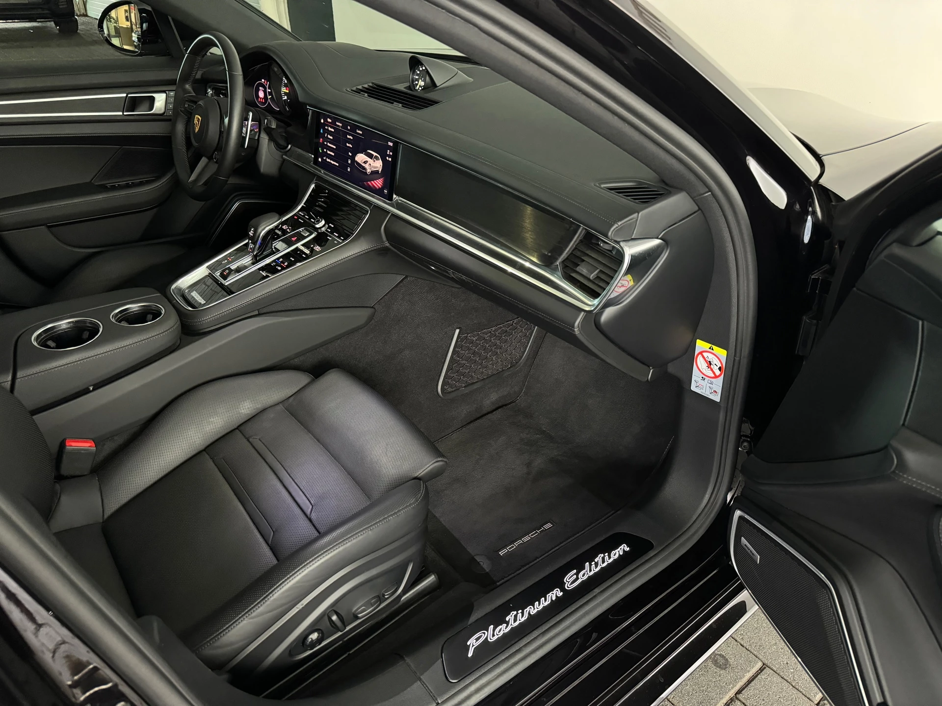 Hoofdafbeelding Porsche Panamera