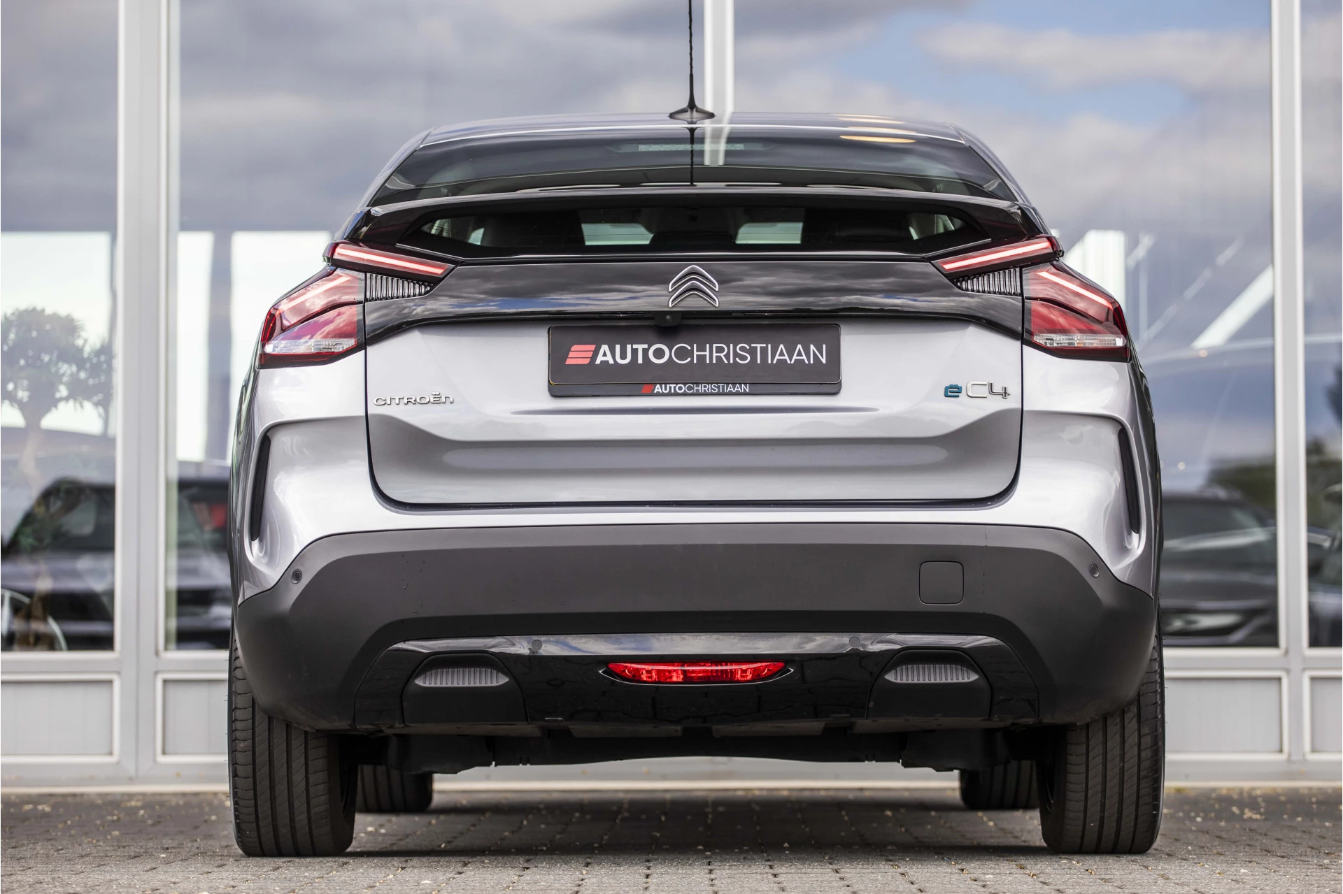Hoofdafbeelding Citroën ë-C4