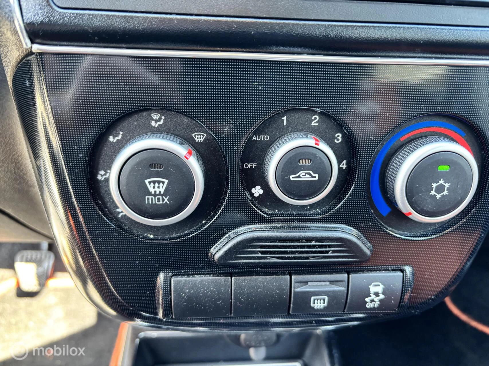 Hoofdafbeelding Lada Kalina