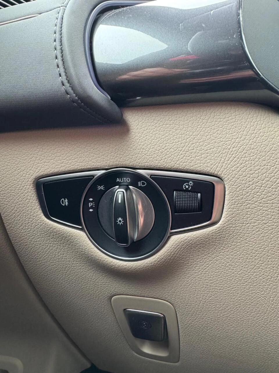 Hoofdafbeelding Mercedes-Benz EQC