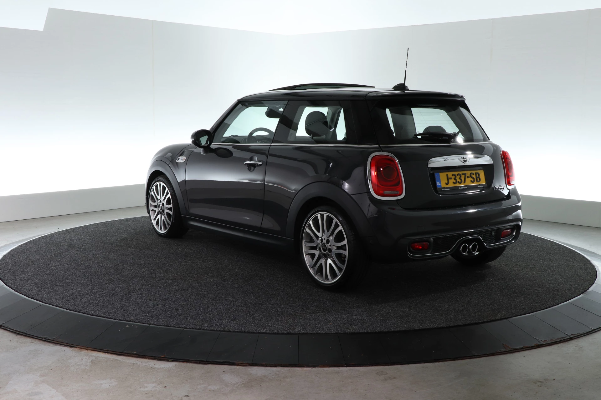 Hoofdafbeelding MINI Cooper S