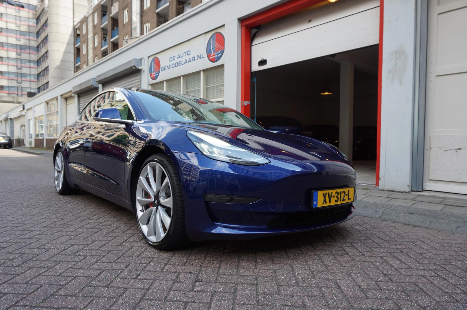 Hoofdafbeelding Tesla Model 3