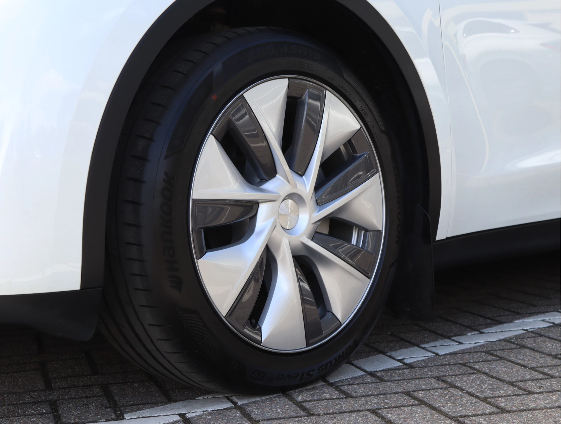Hoofdafbeelding Tesla Model Y