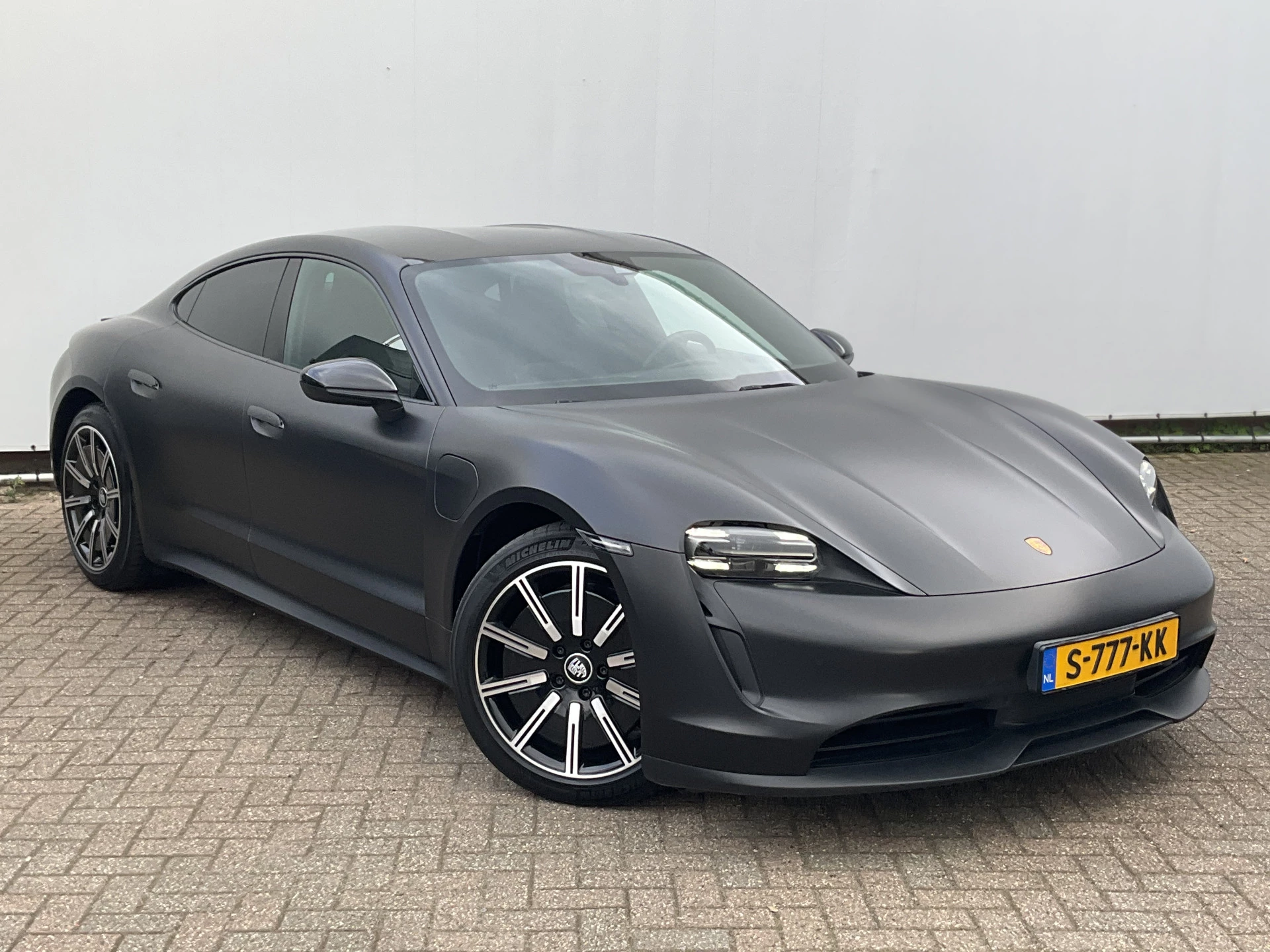 Hoofdafbeelding Porsche Taycan