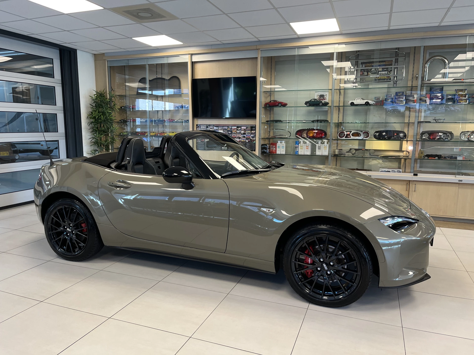 Hoofdafbeelding Mazda MX-5