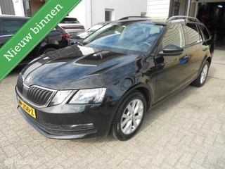 Skoda Octavia Combi 1.0 TSI Greentech Ambition Business Trekhaak Apple Car play