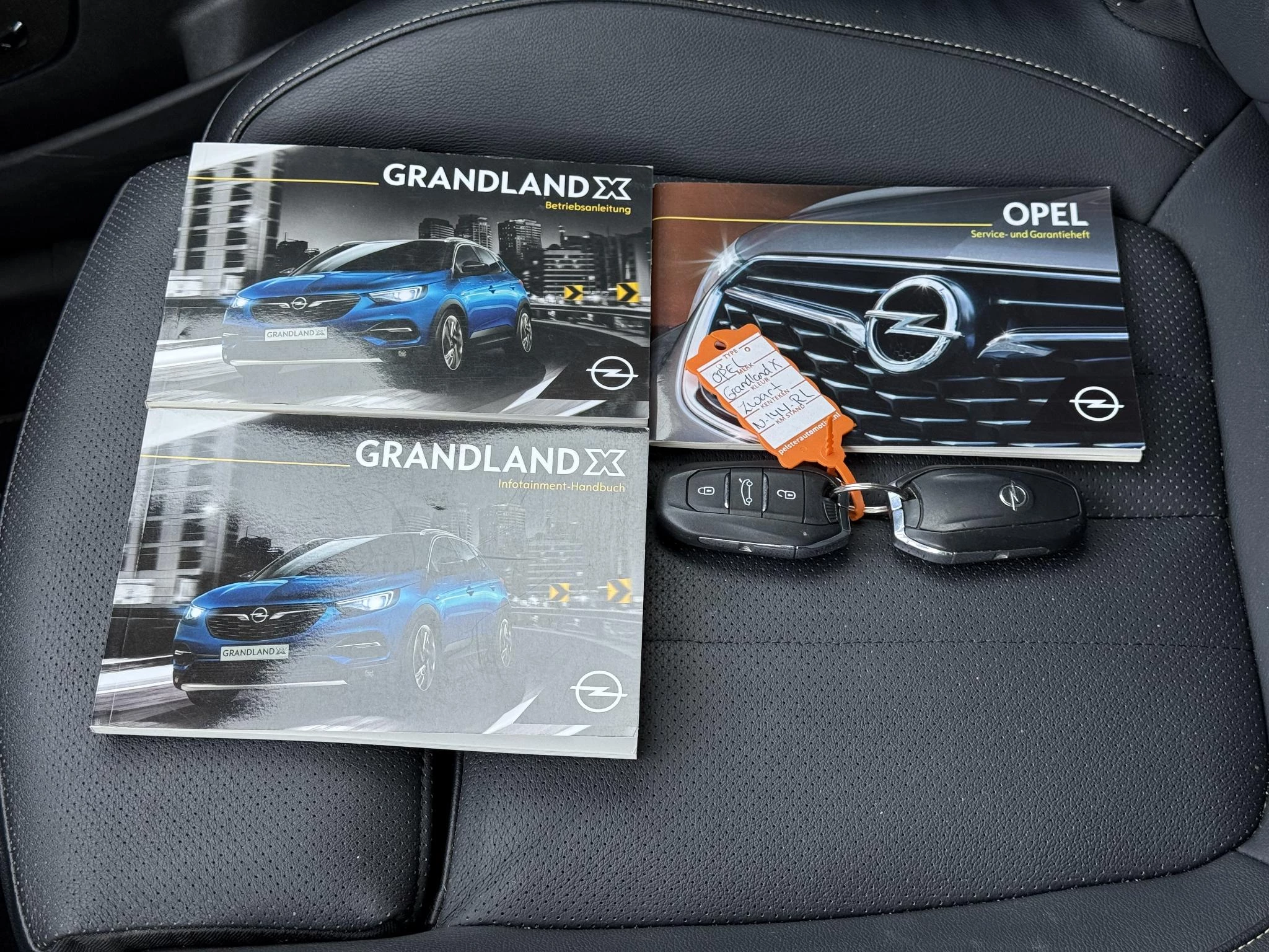 Hoofdafbeelding Opel Grandland X