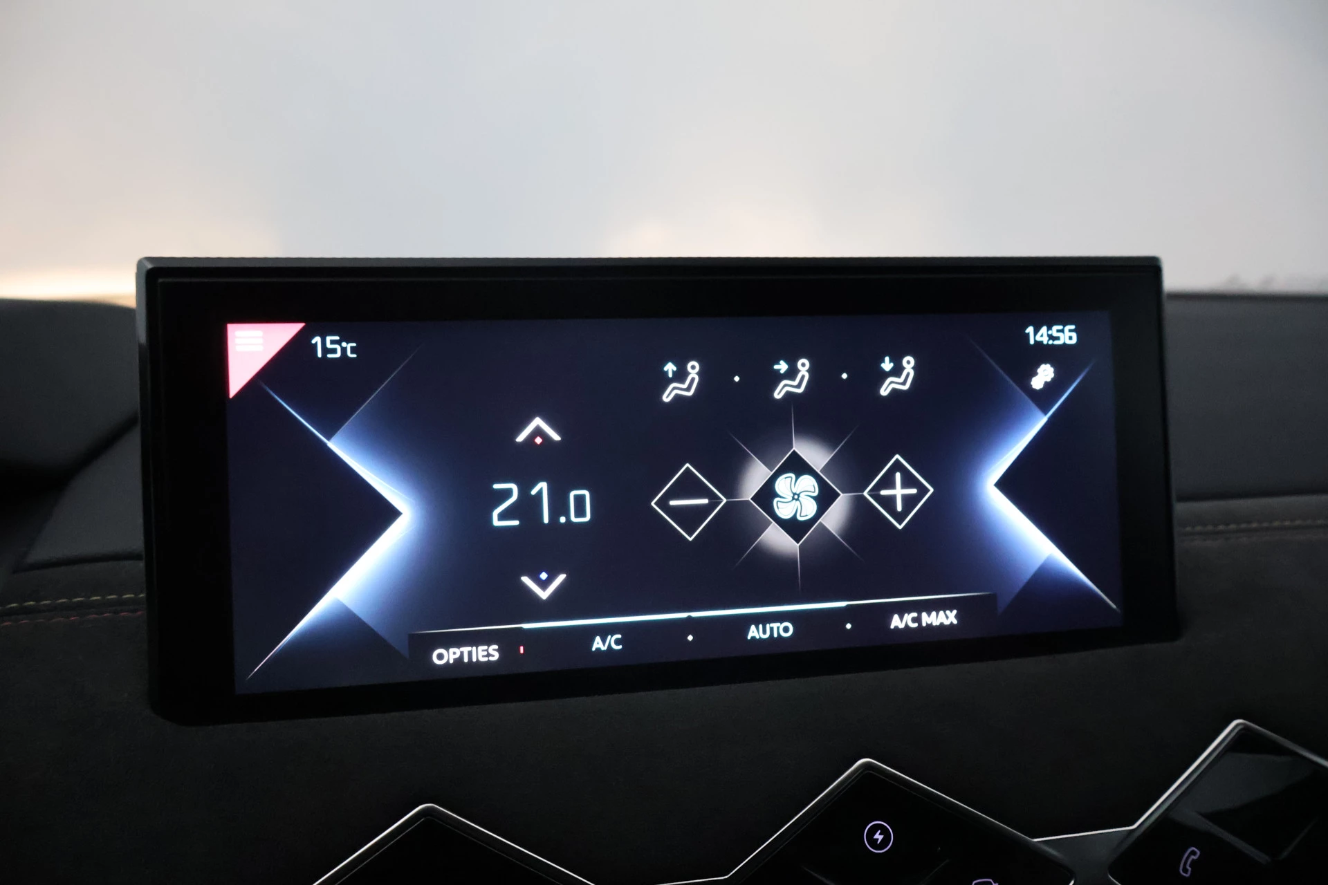 Hoofdafbeelding DS DS 3