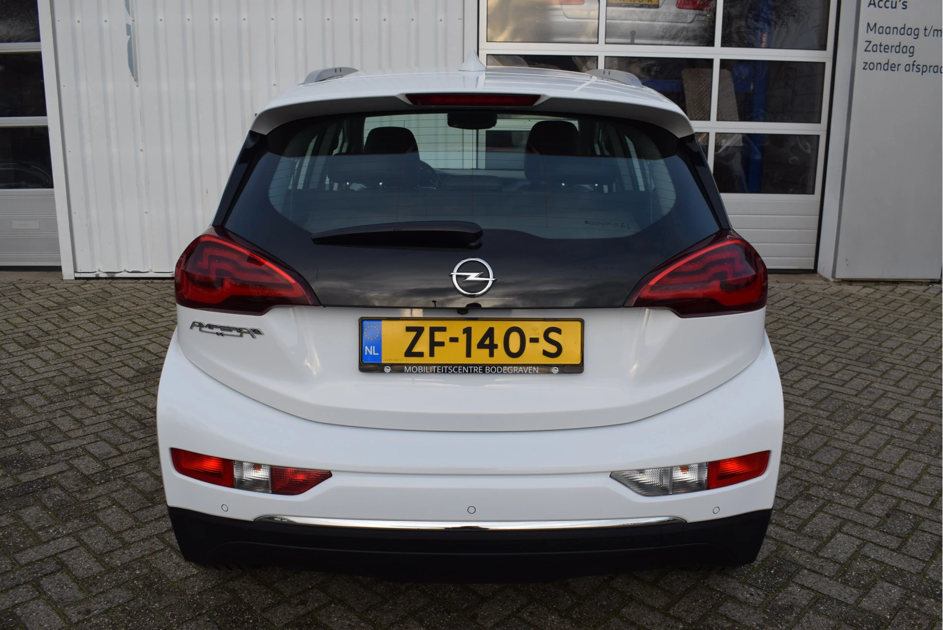 Hoofdafbeelding Opel Ampera-e