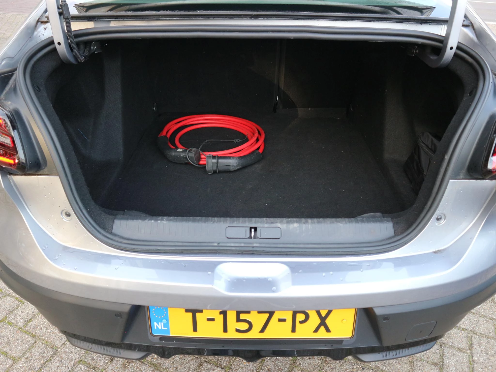 Hoofdafbeelding Citroën ë-C4 X