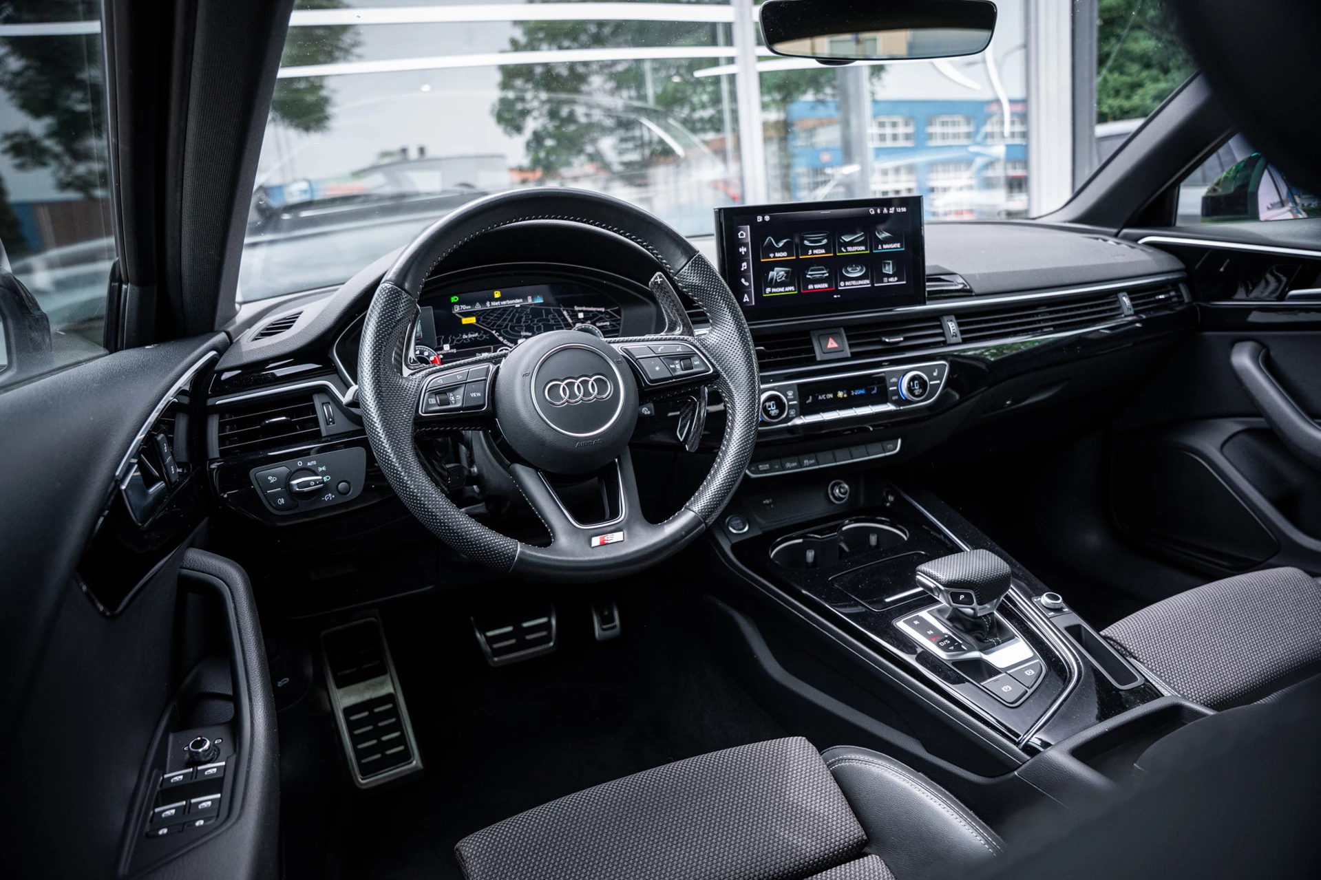 Hoofdafbeelding Audi A4