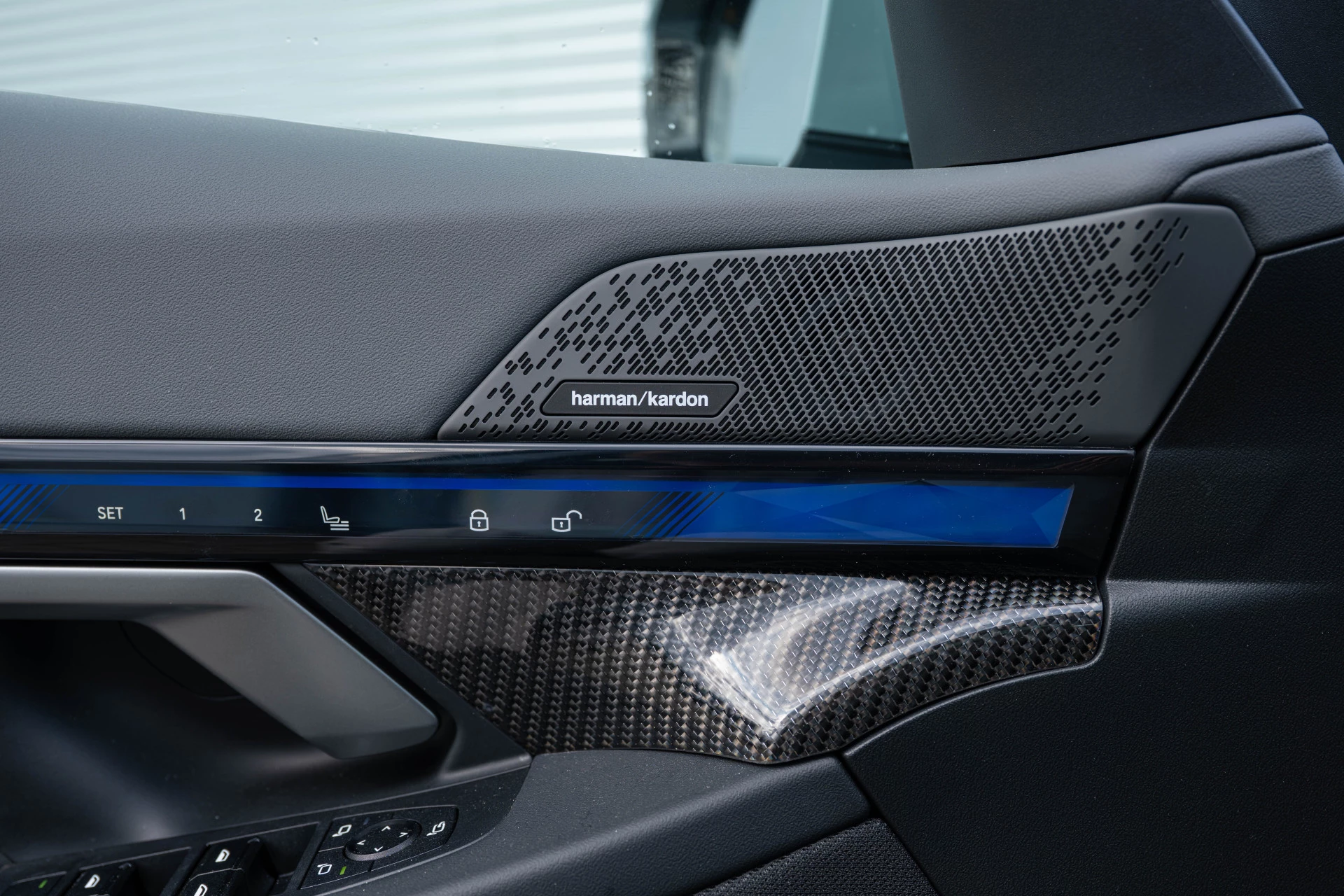 Hoofdafbeelding BMW i5