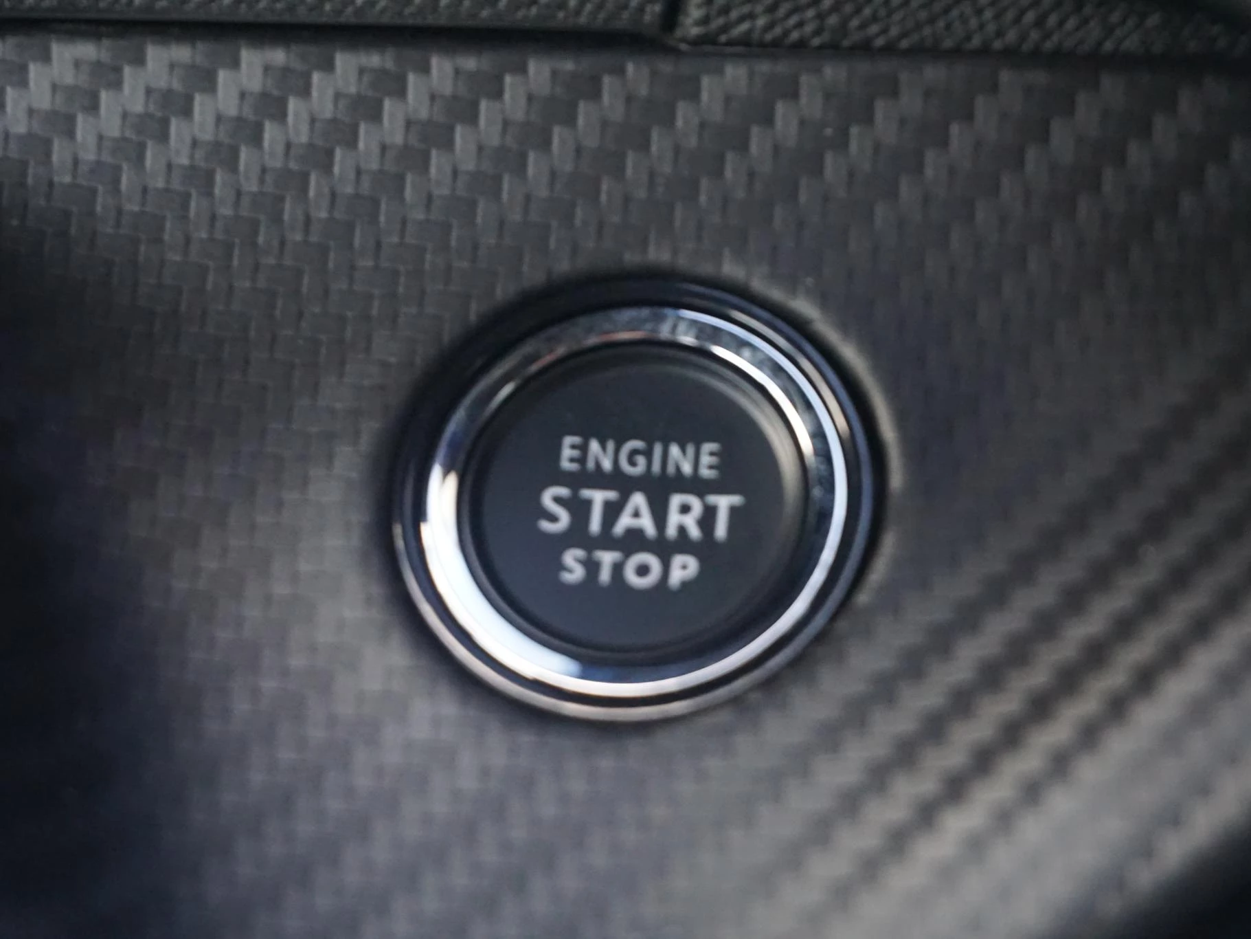 Hoofdafbeelding Peugeot e-2008