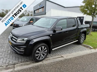 Hoofdafbeelding Volkswagen Amarok Volkswagen Amarok 3.0 TDI 4Motion DC Highline V6 224Pk DC Dubbele Cabine XL Euro6 AVENTURA Grijs Kenteken