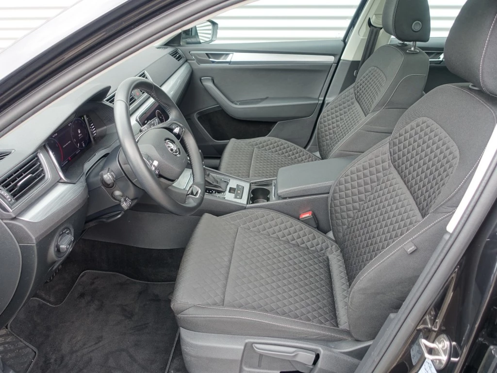 Hoofdafbeelding Škoda Superb