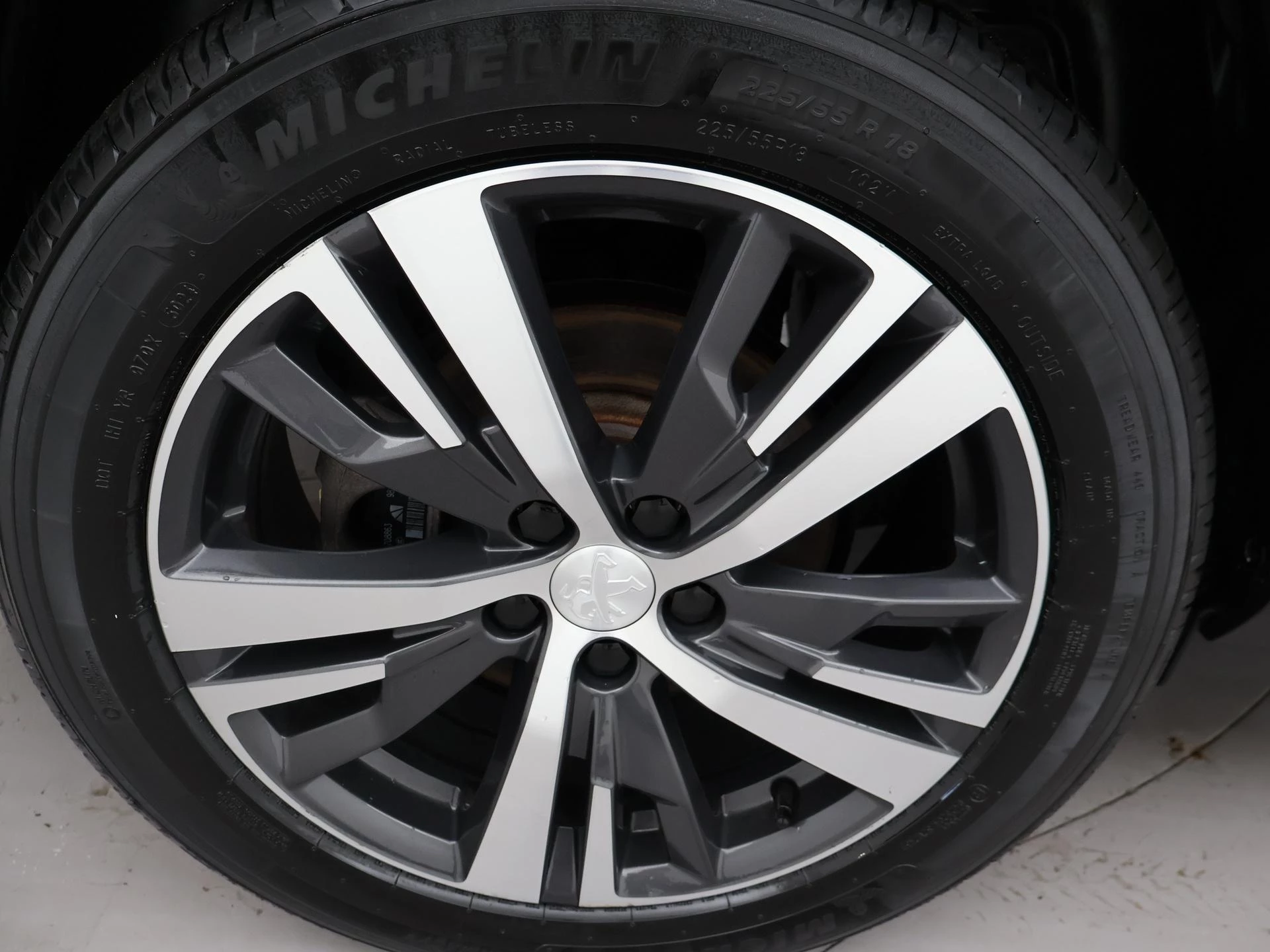 Hoofdafbeelding Peugeot 5008