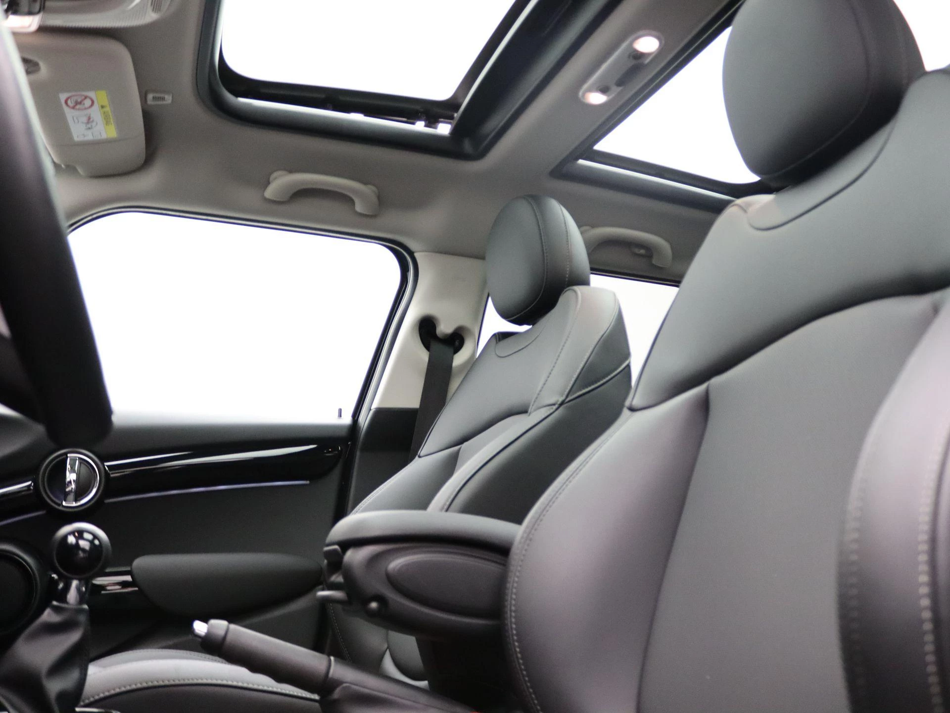 Hoofdafbeelding MINI 5-deurs