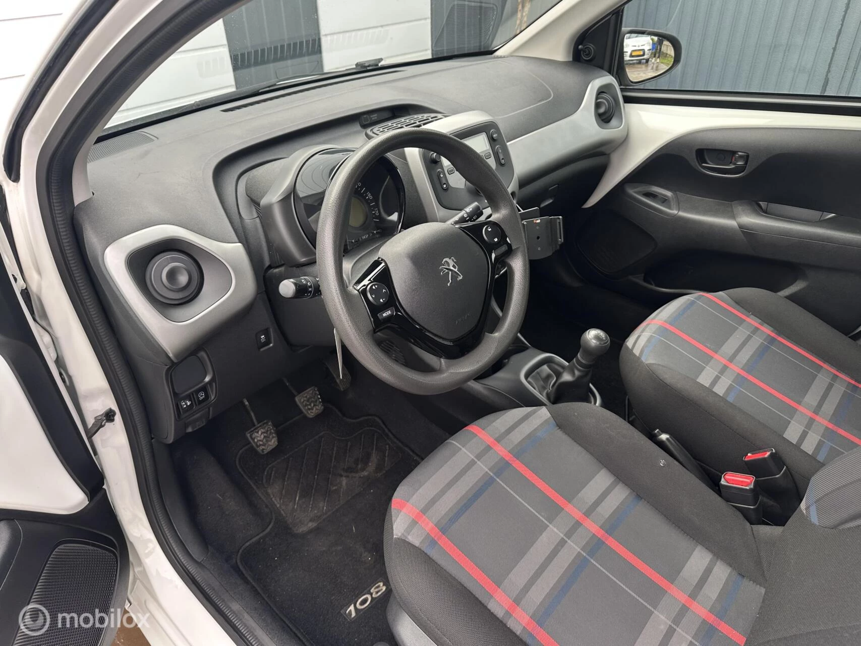 Hoofdafbeelding Peugeot 108