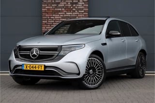 Hoofdafbeelding Mercedes-Benz EQC Mercedes-Benz EQC 400 4-MATIC AMG Line 80 kWh | ex BTW €47.500,- | Schuifdak | Distronic+ | Keyless Go | Surround Camera | Advanced Sound System | Multibeam LED | Air-Balance-pakket | Rijassistentiepakket |