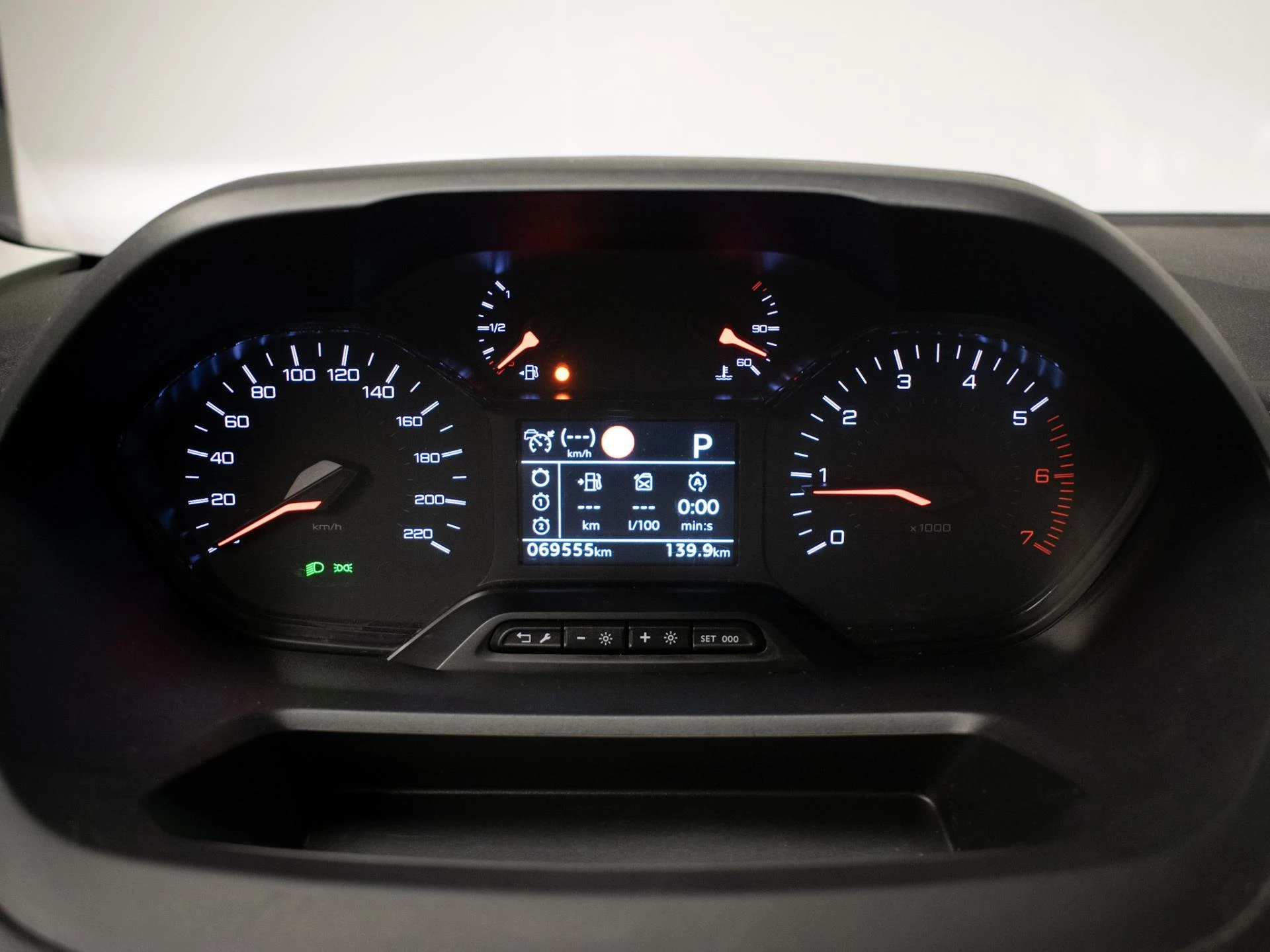 Hoofdafbeelding Peugeot Partner