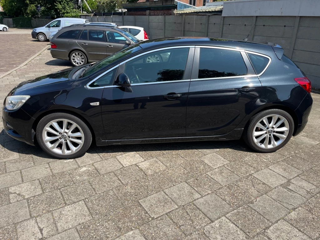Hoofdafbeelding Opel Astra
