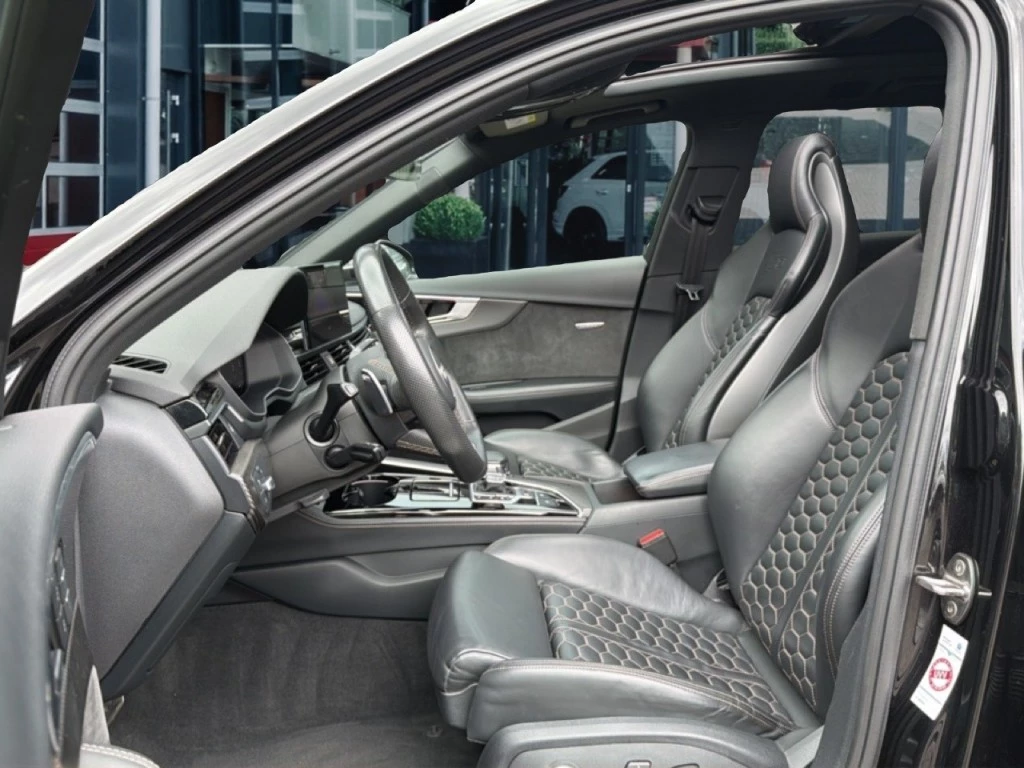 Hoofdafbeelding Audi RS4