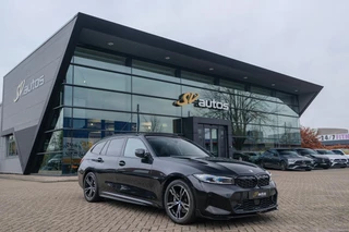 BMW 3-serie Touring 330e 292pk M-sport Panoramadak M3 seats *BTW* Head-up Laser lampen Adaptive cruise Camera
