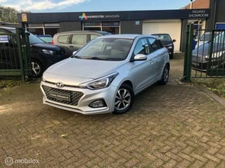 Hyundai i20 1.2/stoel-stuur verw/navi/camerea/6-24 mnd garantie mogelijk