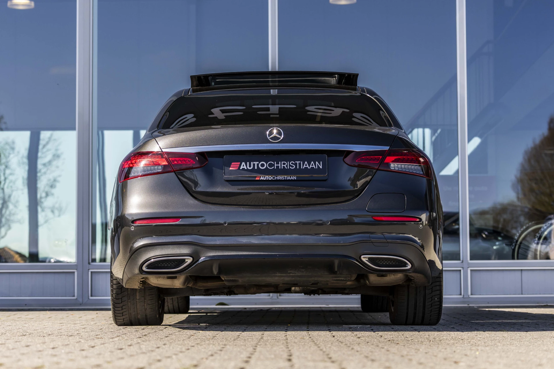 Hoofdafbeelding Mercedes-Benz E-Klasse