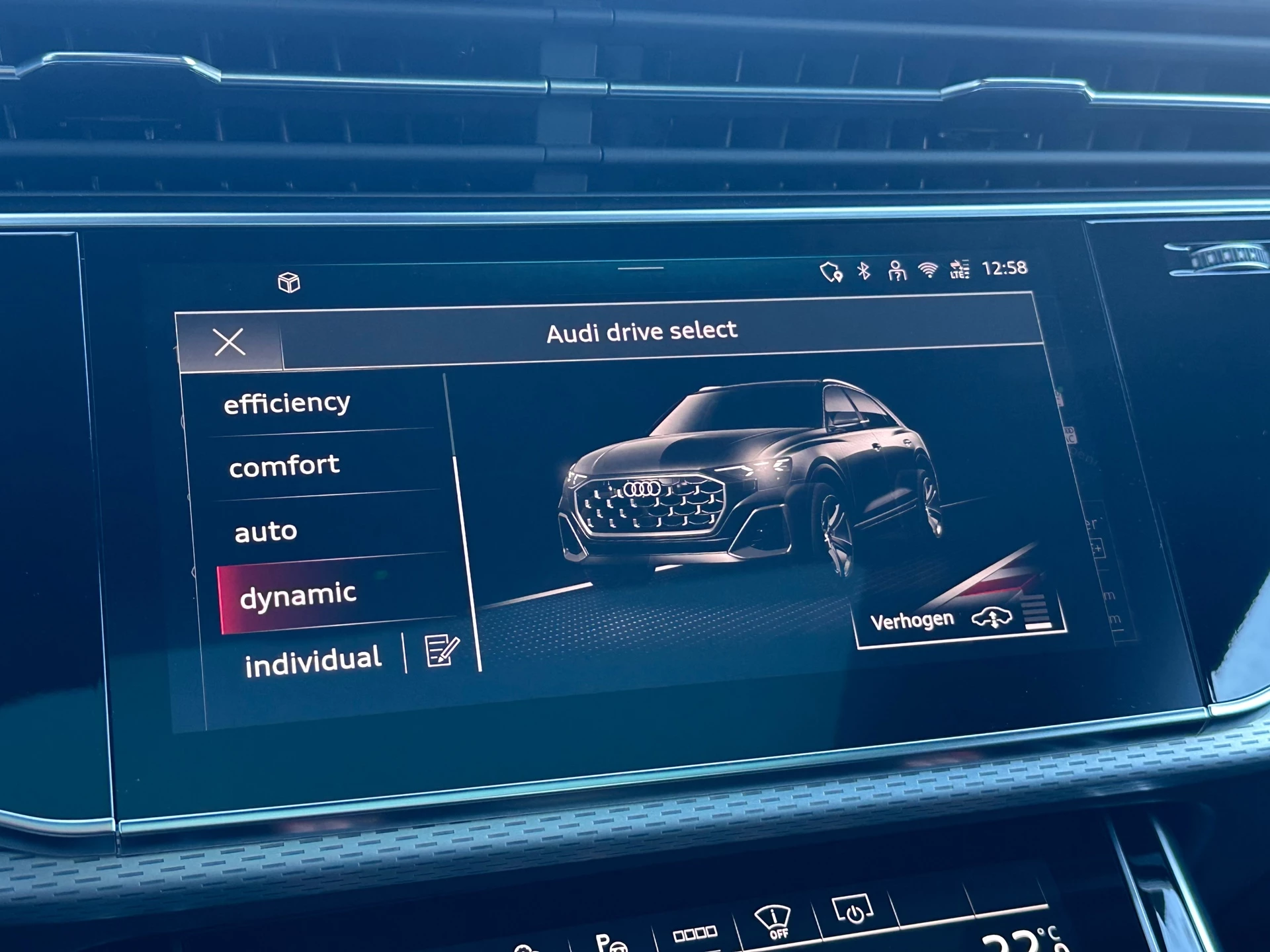 Hoofdafbeelding Audi Q8