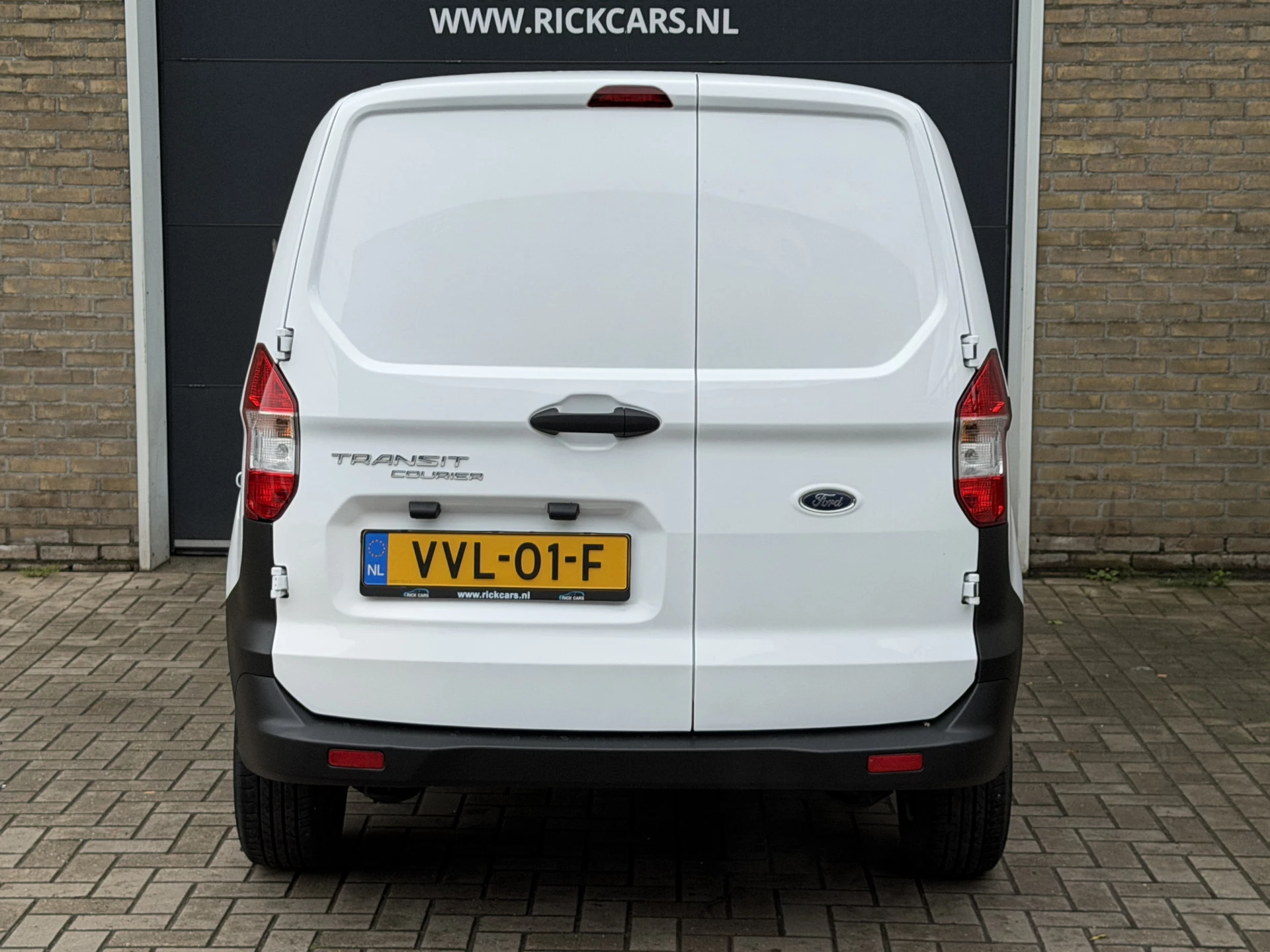Hoofdafbeelding Ford Transit Courier