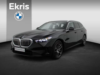 BMW 5 Serie Touring 550e xDrive Driving Assistant | Achteruitrijcamera | Stoelventilatie | Harman-Kardon | Trekhaak | 19''