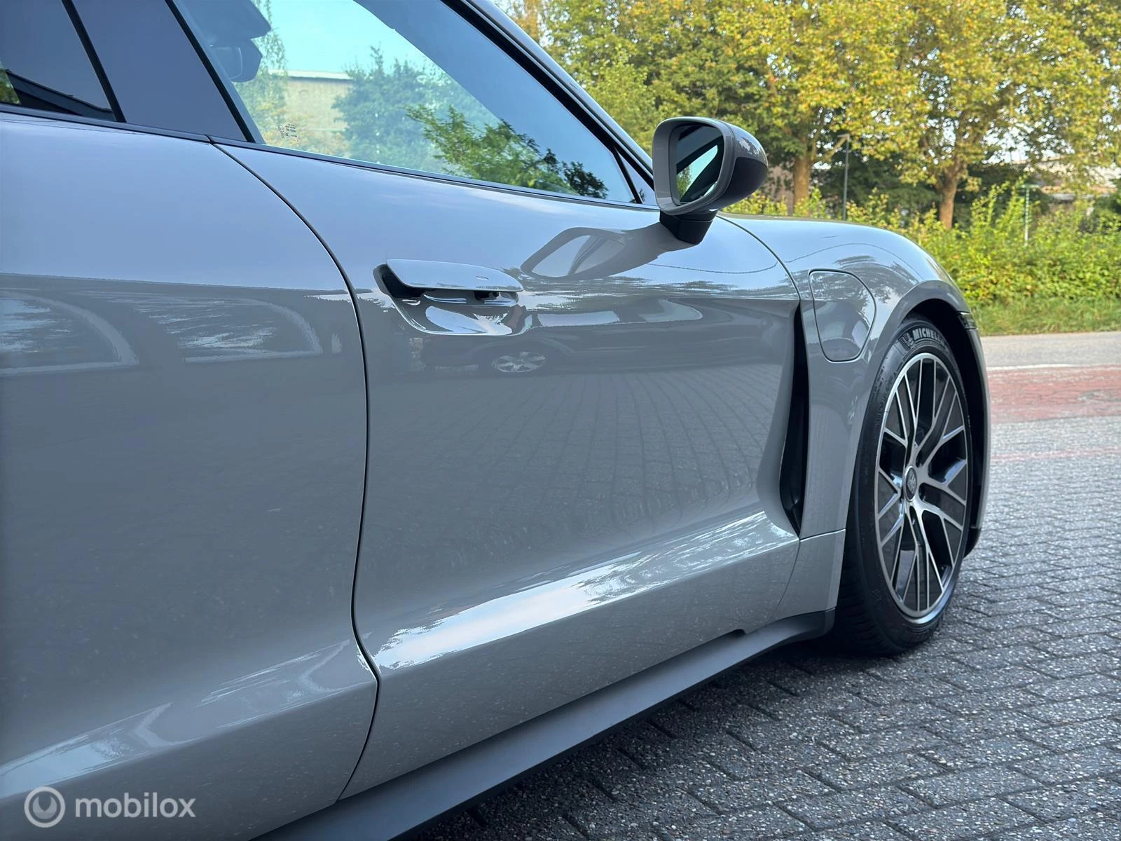 Hoofdafbeelding Porsche Taycan