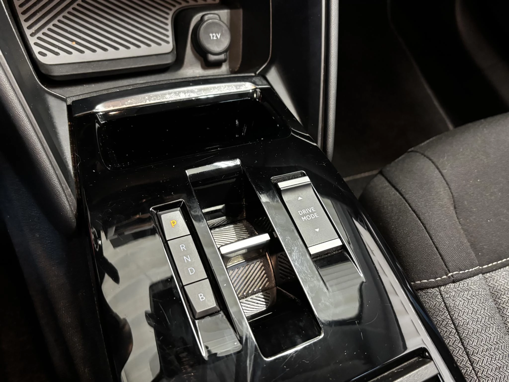 Hoofdafbeelding Citroën ë-C4