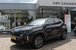 Hoofdafbeelding Toyota Yaris Cross Toyota Yaris Cross 1.5 HYBRID STYLE PANODAK STOEL-STUUR & RUITENWISSER VERW. EL-ACHTERKLEP KEYLESS