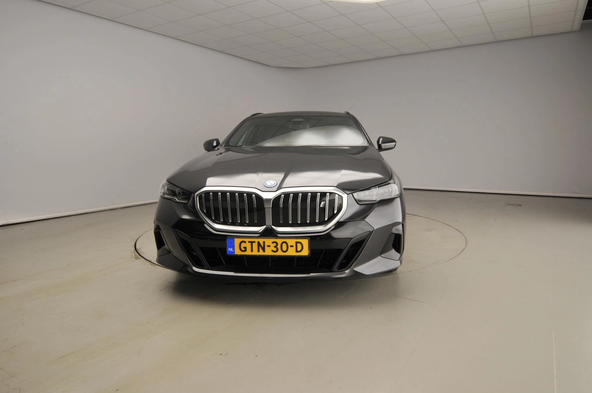 Hoofdafbeelding BMW i5