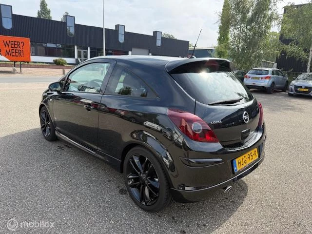 Hoofdafbeelding Opel Corsa