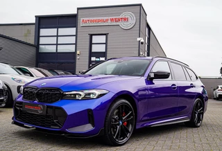 BMW 3-serie Touring 330e xDrive M-pakket | Panorama | HuD | Sfeerverlichting | BMW LED | Camera | Portimao blau metallic |
