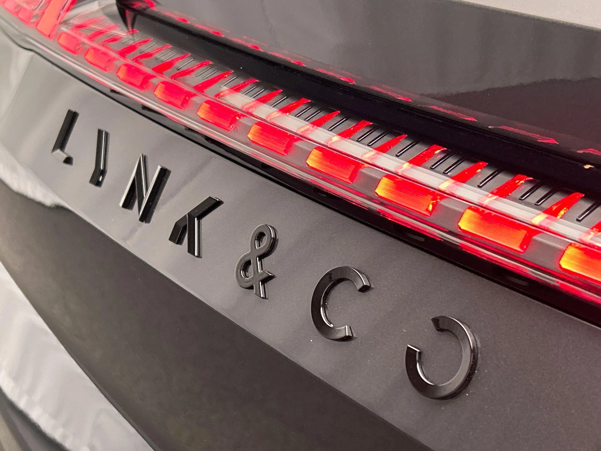 Hoofdafbeelding Lynk & Co 08