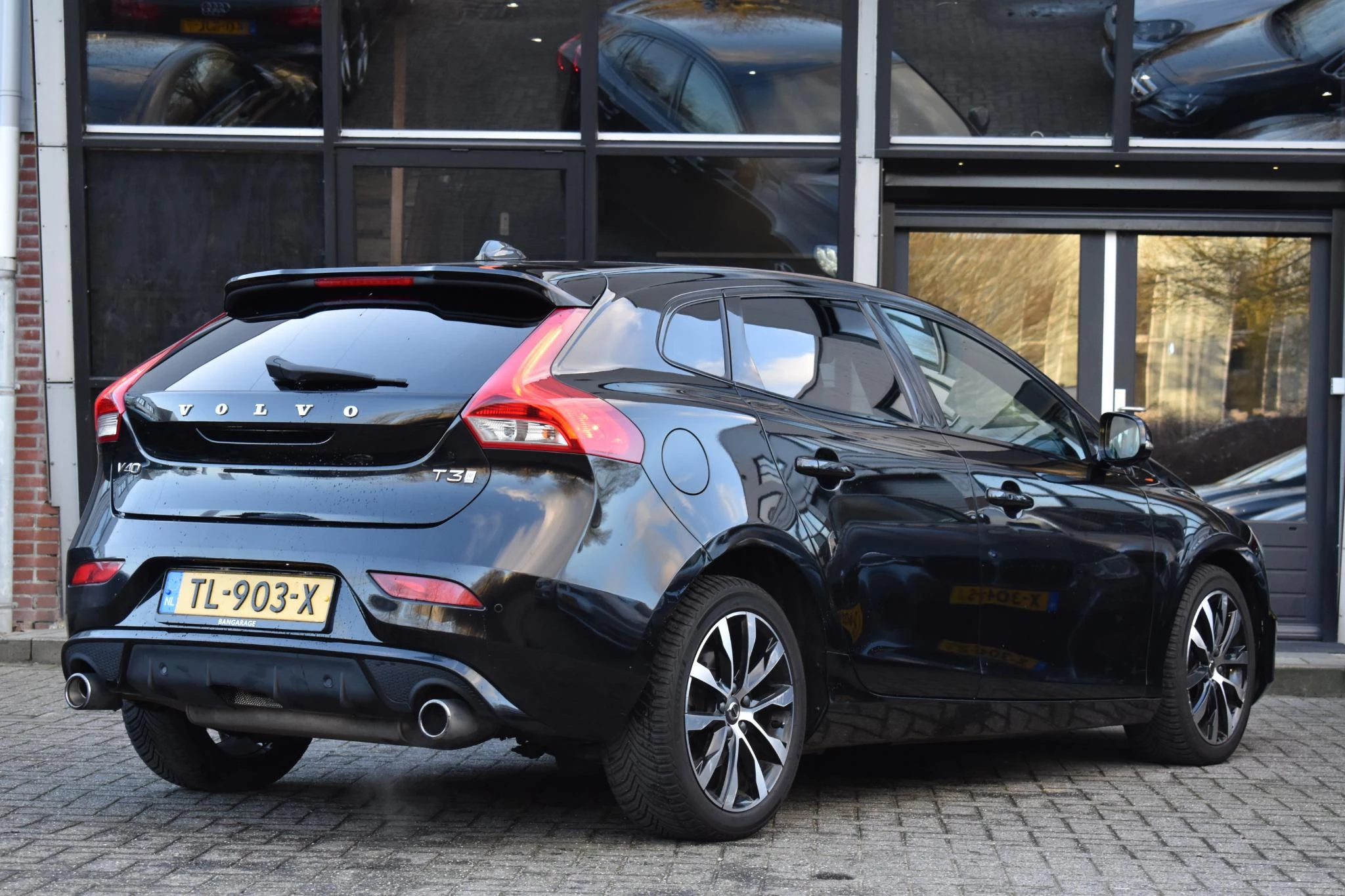 Hoofdafbeelding Volvo V40