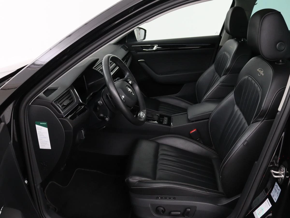 Hoofdafbeelding Škoda Superb