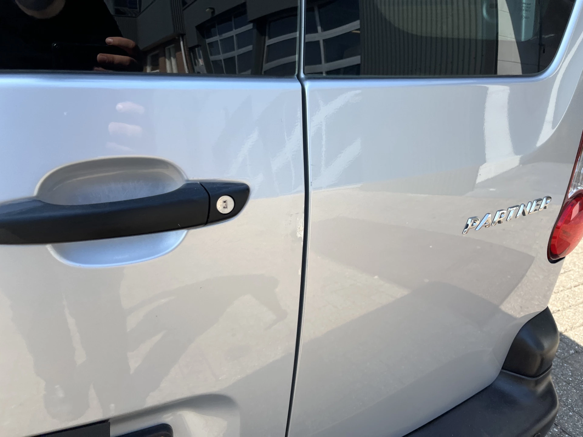 Hoofdafbeelding Peugeot Partner