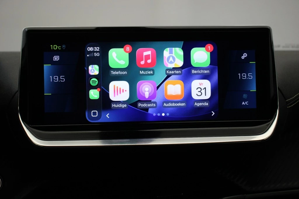 Hoofdafbeelding Peugeot e-2008