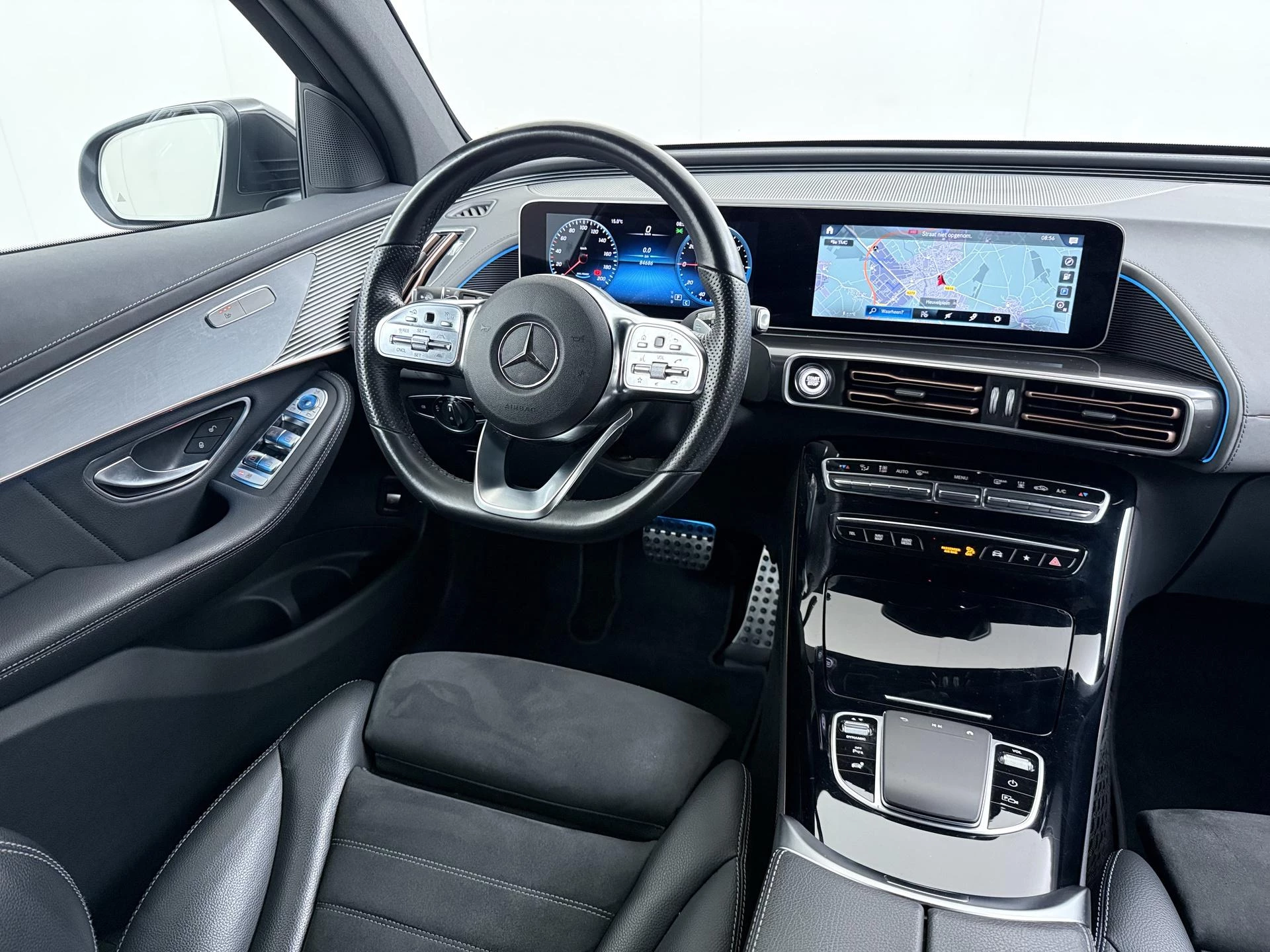 Hoofdafbeelding Mercedes-Benz EQC