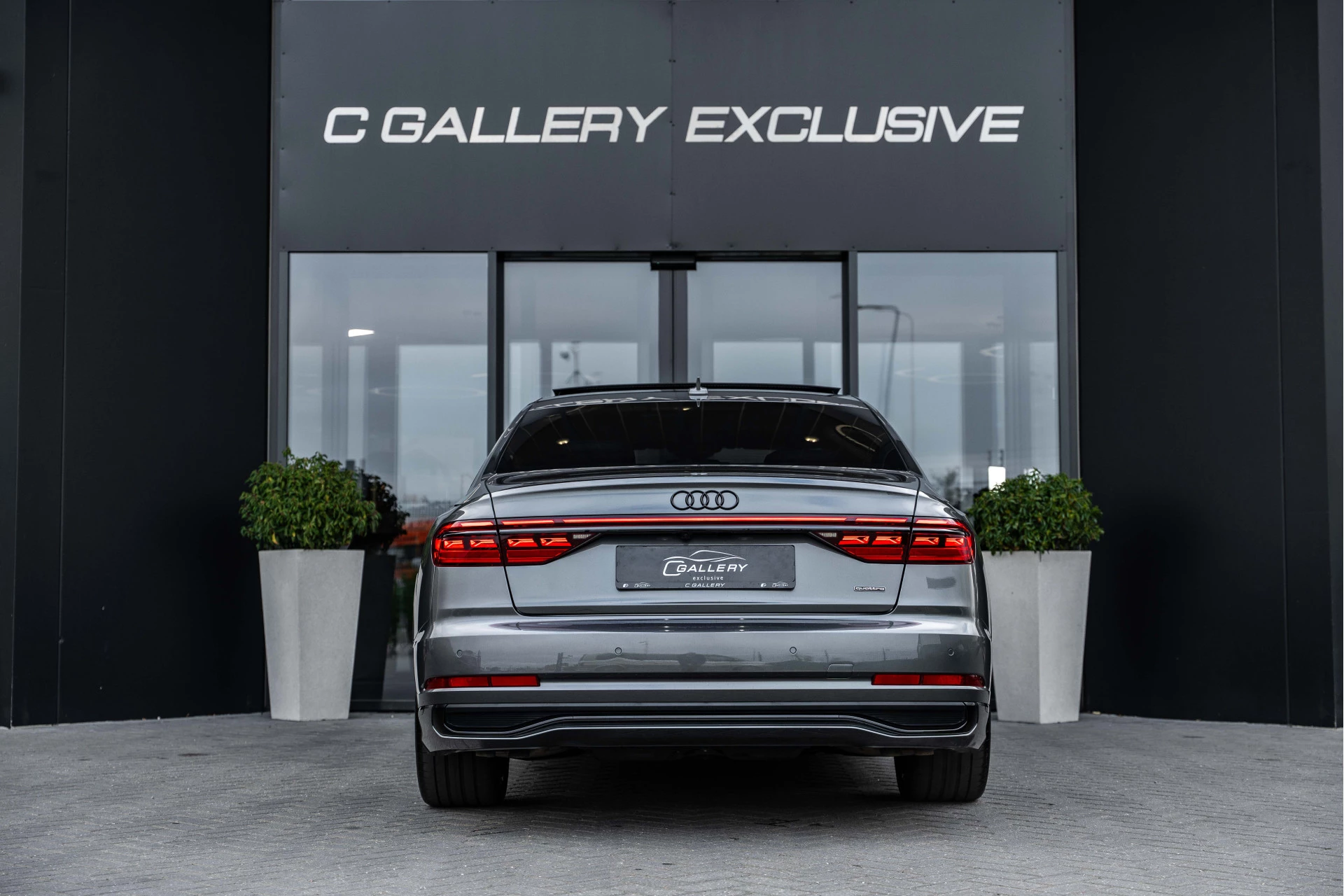 Hoofdafbeelding Audi A8