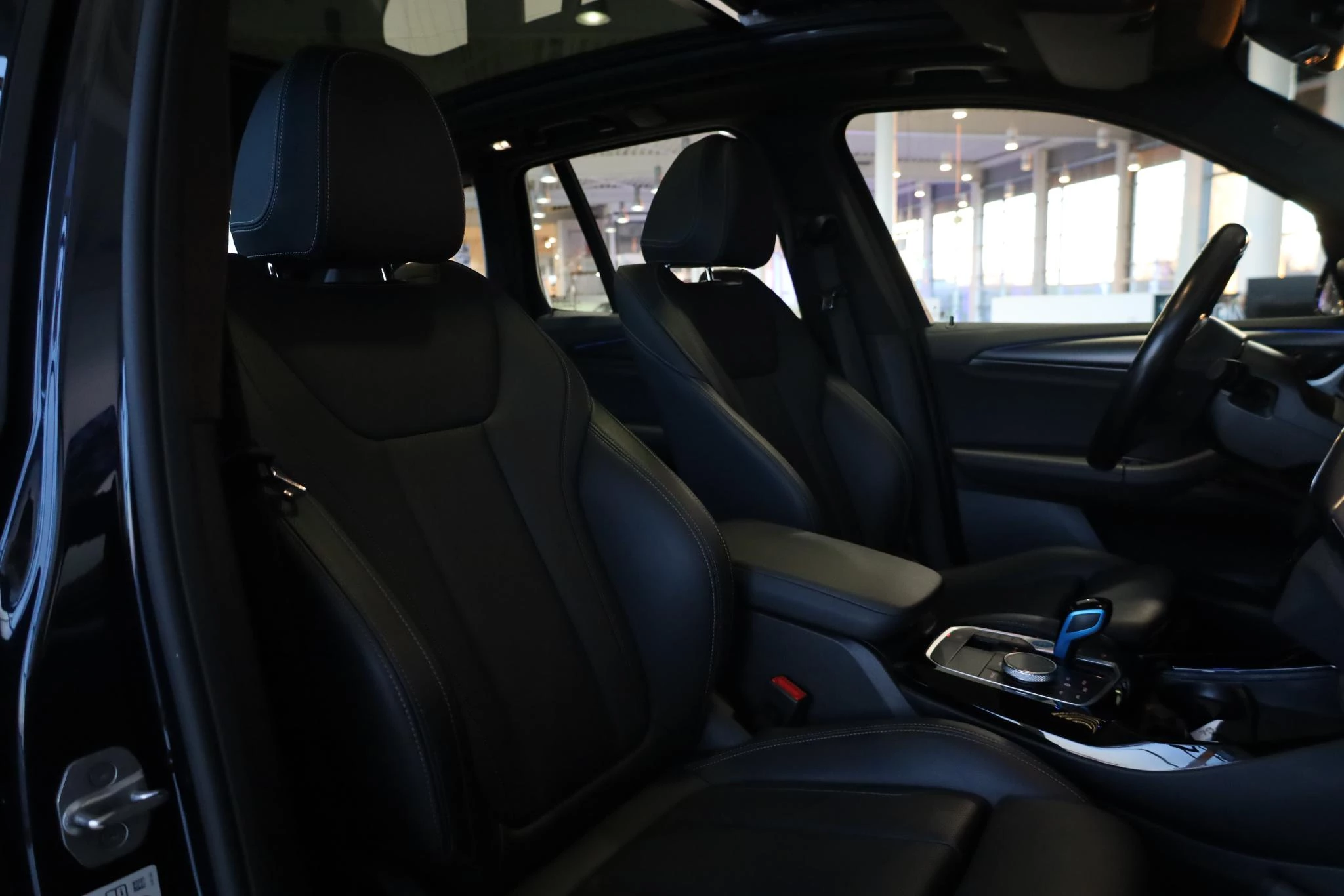 Hoofdafbeelding BMW iX3