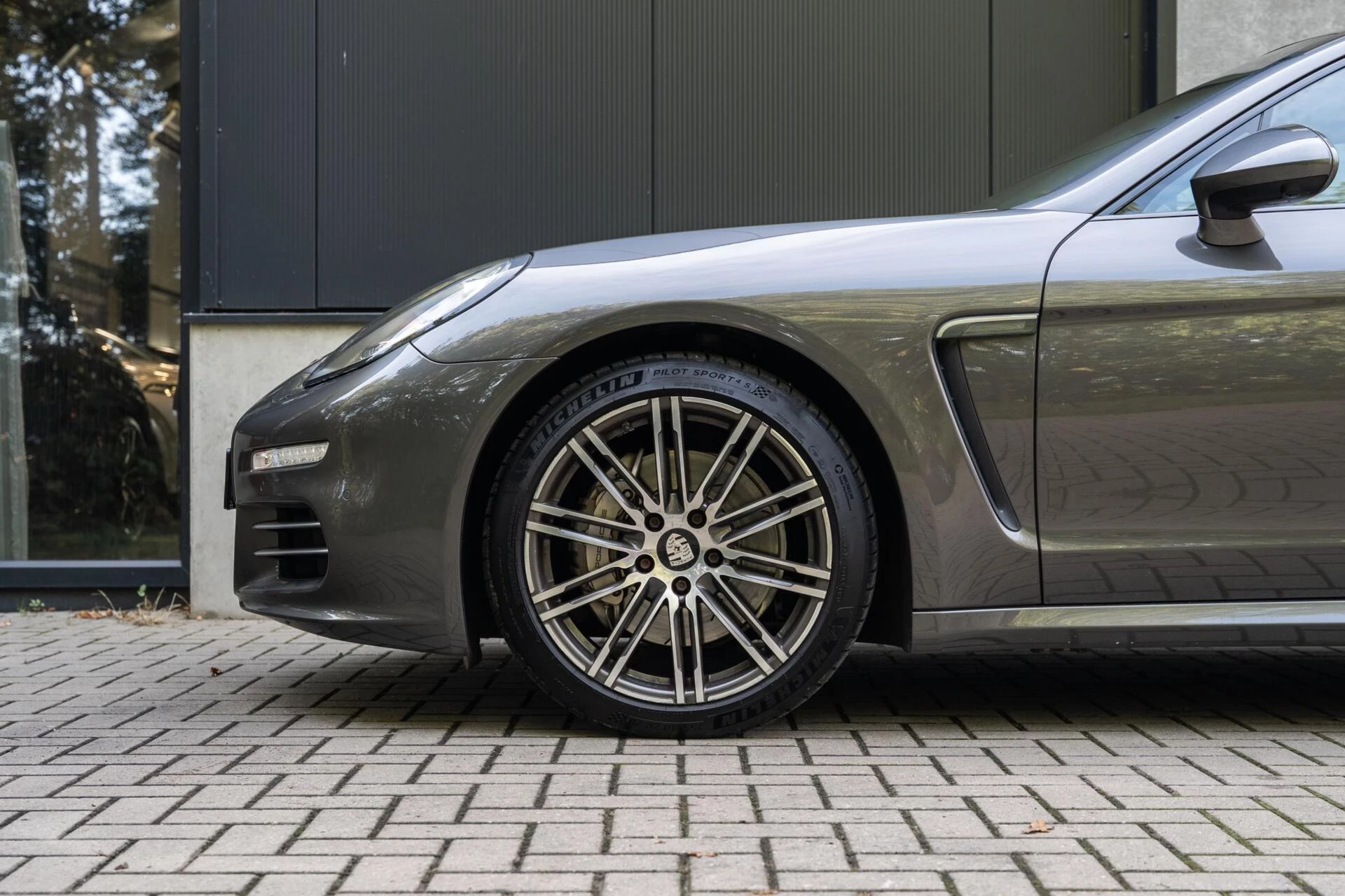 Hoofdafbeelding Porsche Panamera