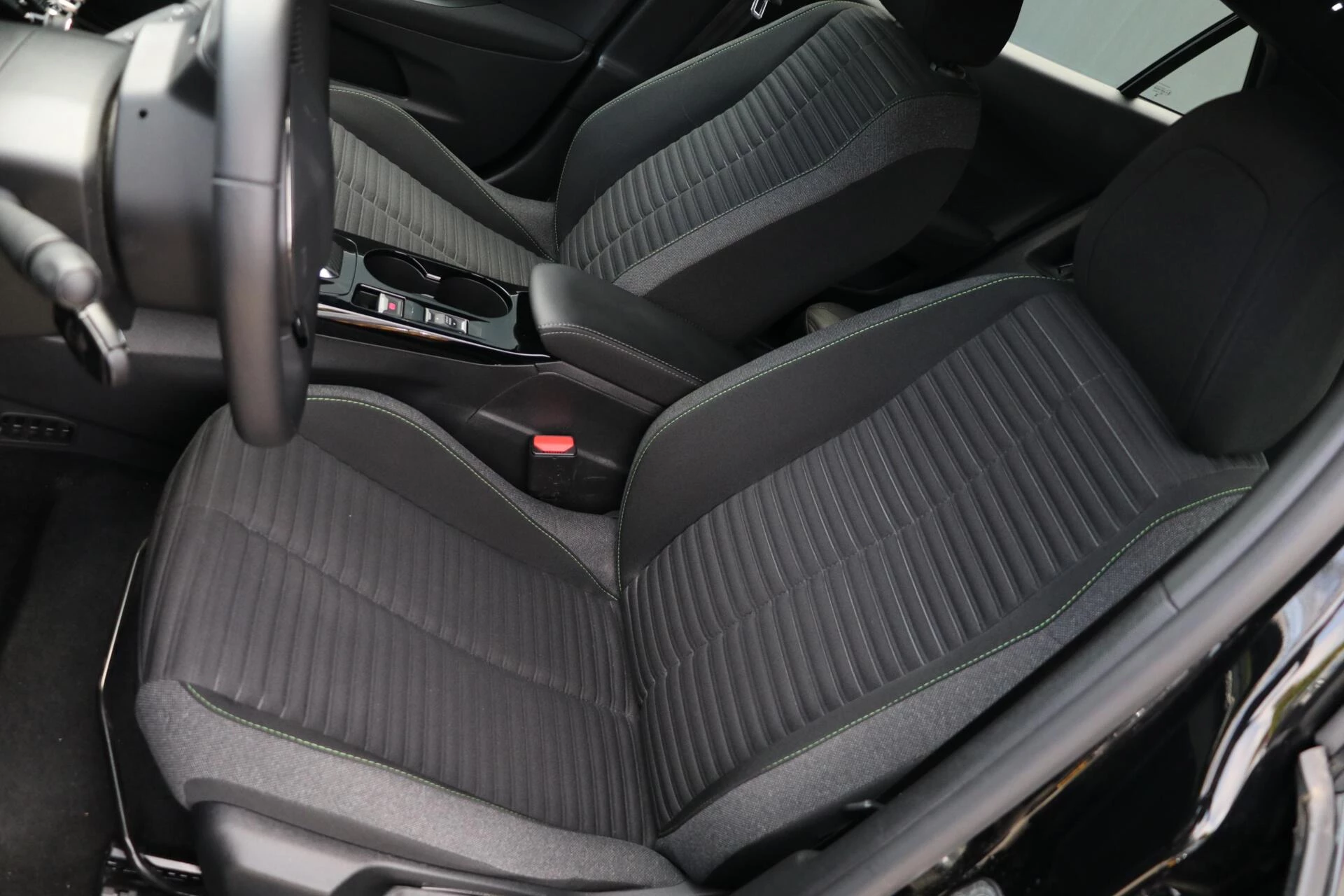 Hoofdafbeelding Peugeot e-2008