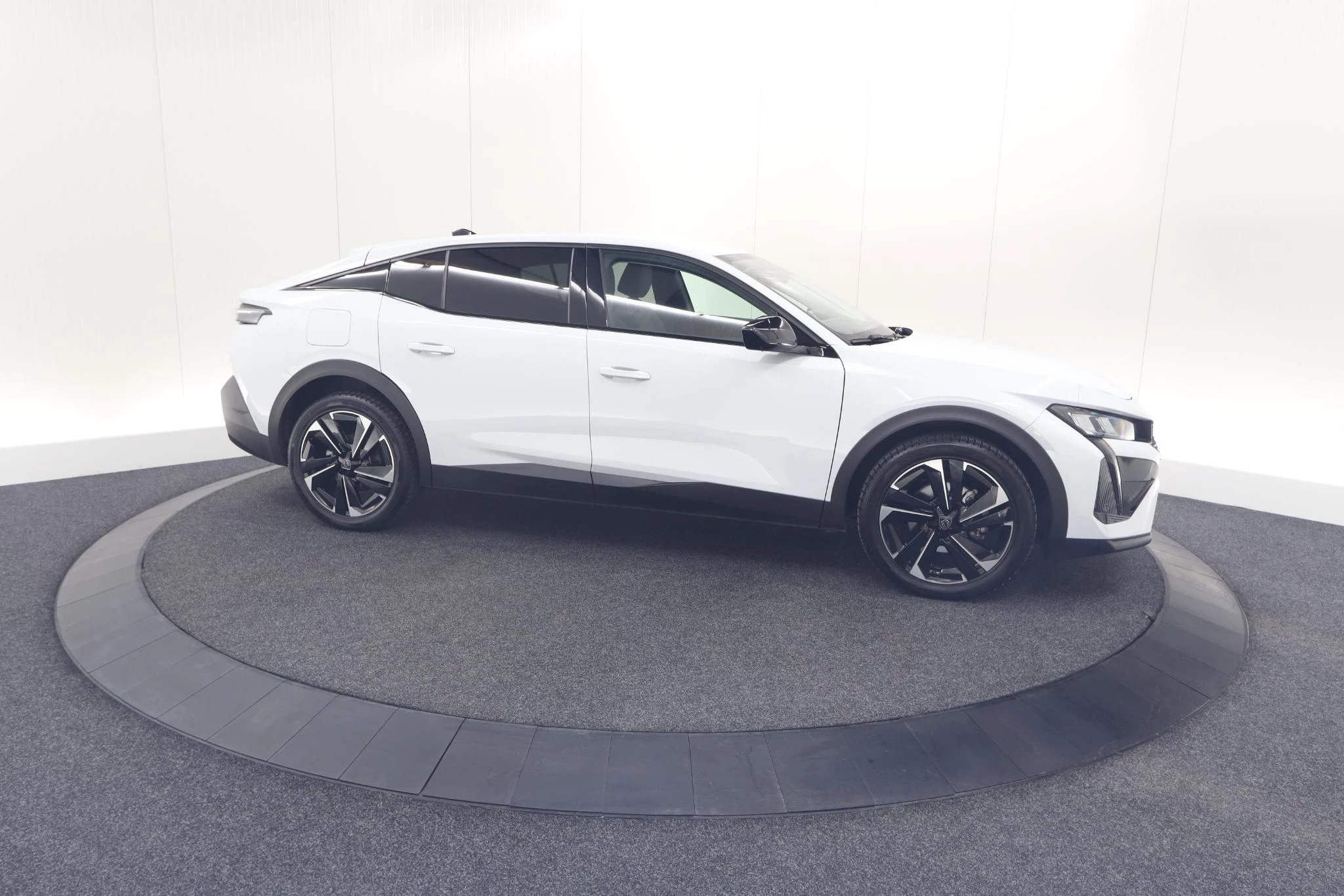 Hoofdafbeelding Peugeot 408